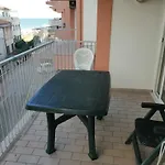 App Mareva 3 Camere Sul Mare